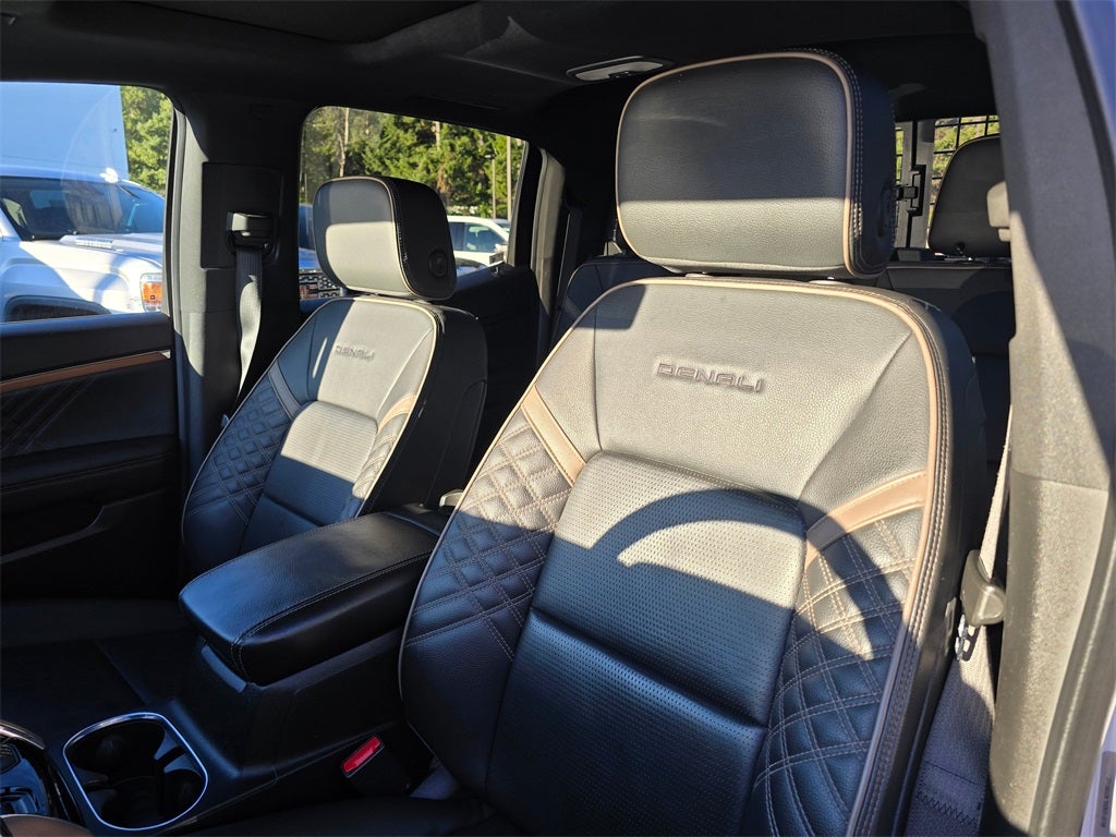 2023 GMC Canyon Denali