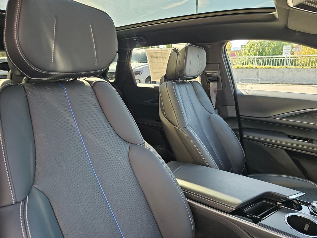 2024 Cadillac LYRIQ Sport