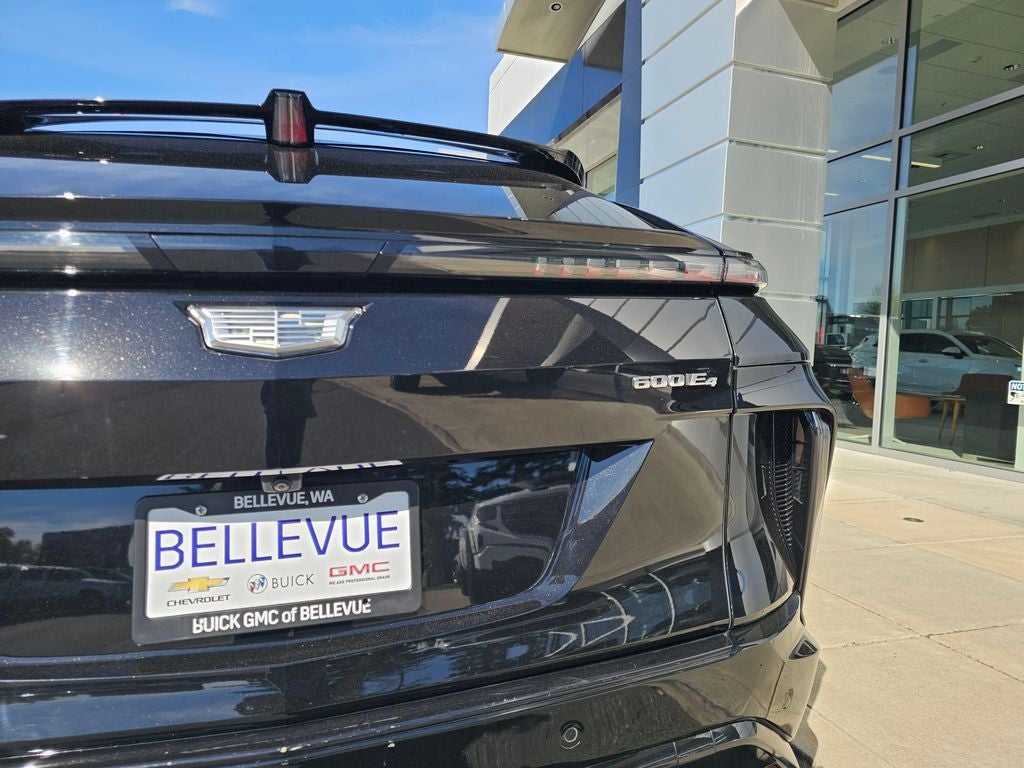 2024 Cadillac LYRIQ Sport