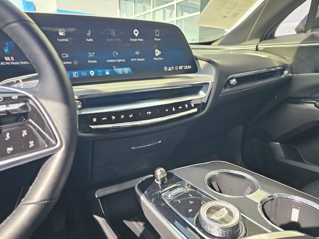 2024 Cadillac LYRIQ Sport