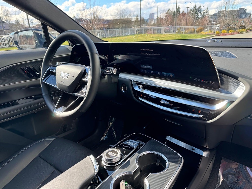 2025 Cadillac LYRIQ Sport