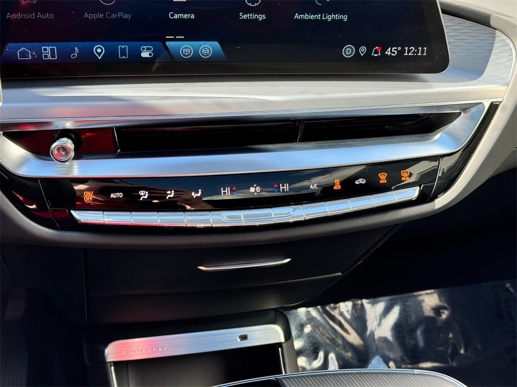 2025 Cadillac LYRIQ Sport