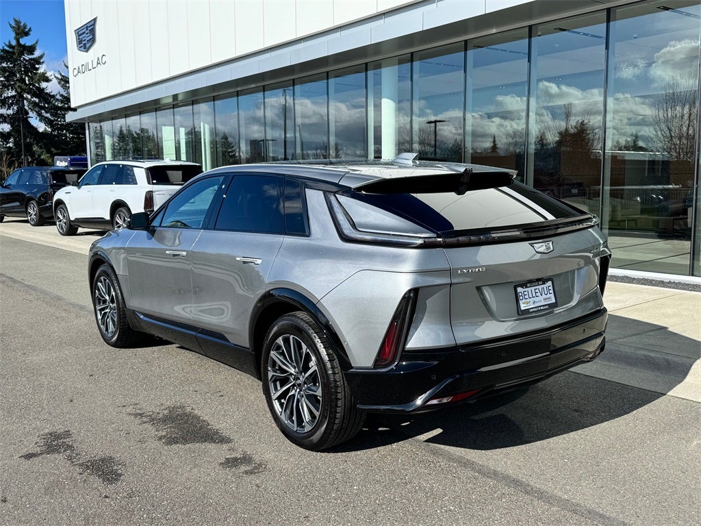 2025 Cadillac LYRIQ Sport