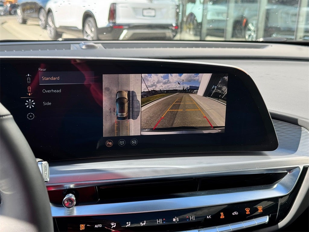 2025 Cadillac LYRIQ Sport