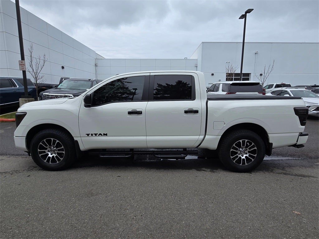 2021 Nissan Titan SV