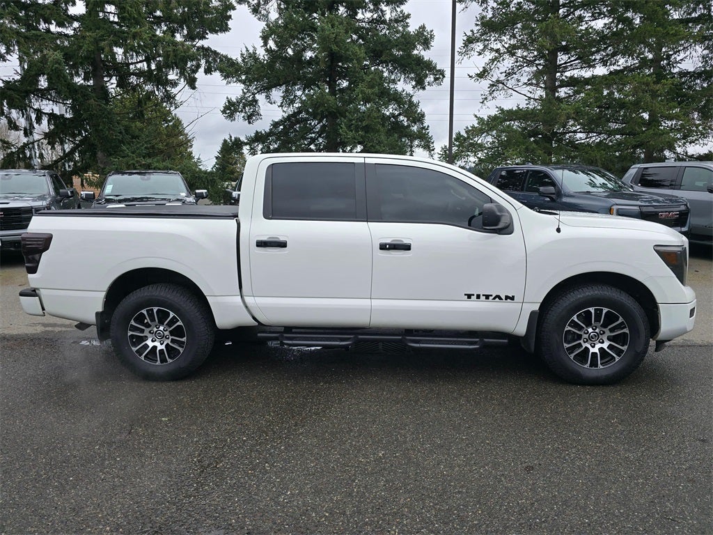 2021 Nissan Titan SV