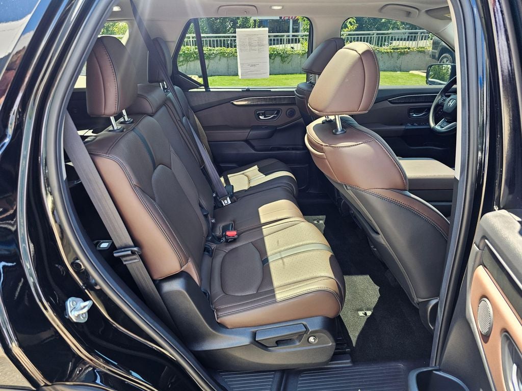 2025 Honda Pilot Elite