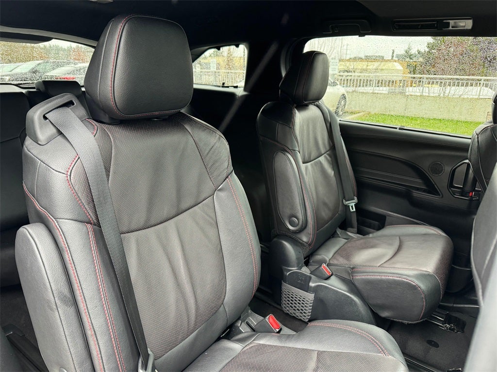 2025 Toyota Sienna XSE 7 Passenger