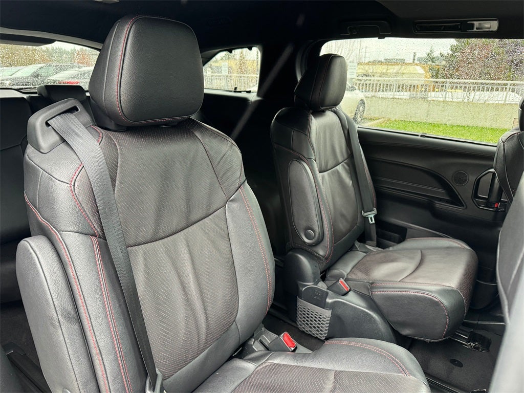 2025 Toyota Sienna XSE 7 Passenger