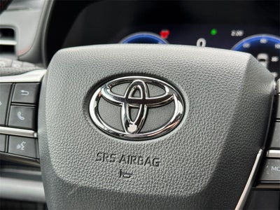 2025 Toyota Sienna XSE 7 Passenger