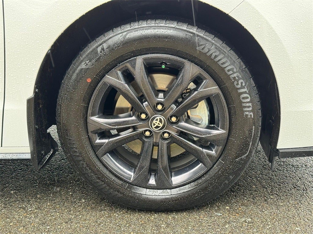 2025 Toyota Sienna XSE 7 Passenger