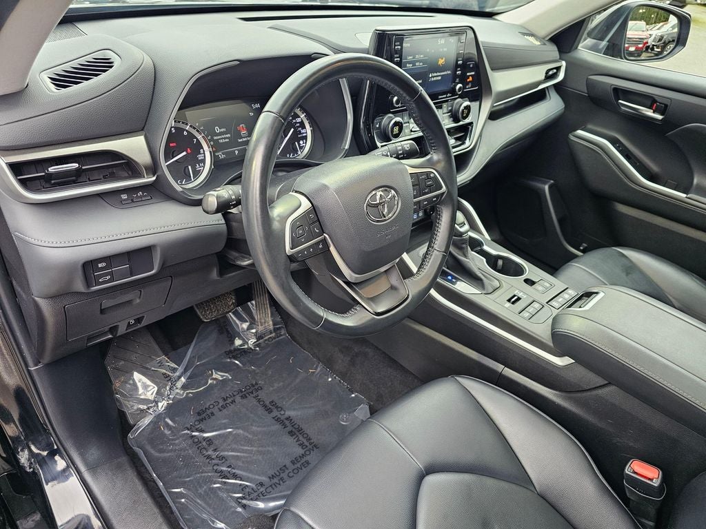 2022 Toyota Highlander XLE