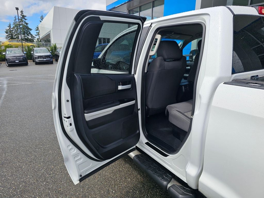 2015 Toyota Tundra SR5