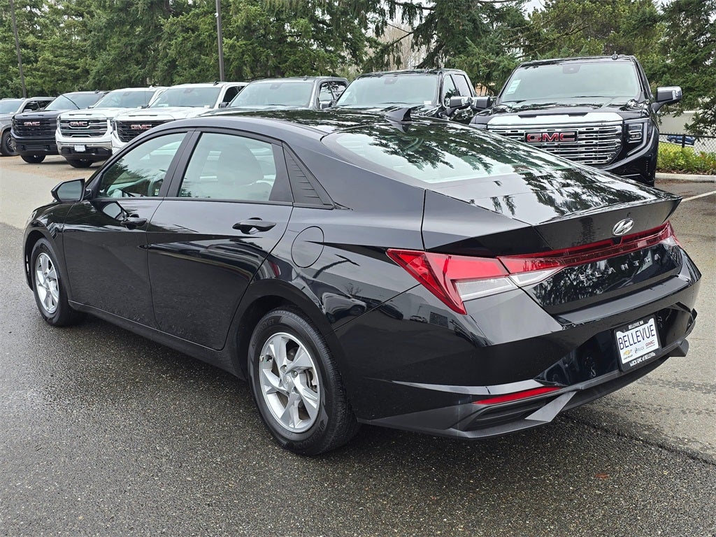 2022 Hyundai Elantra SE