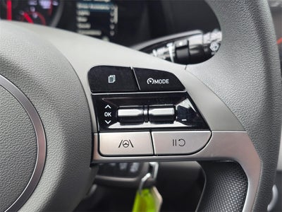 2022 Hyundai Elantra SE