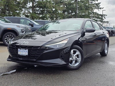 2022 Hyundai Elantra SE