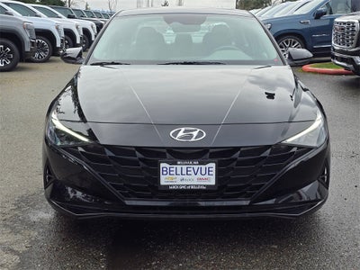 2022 Hyundai Elantra SE