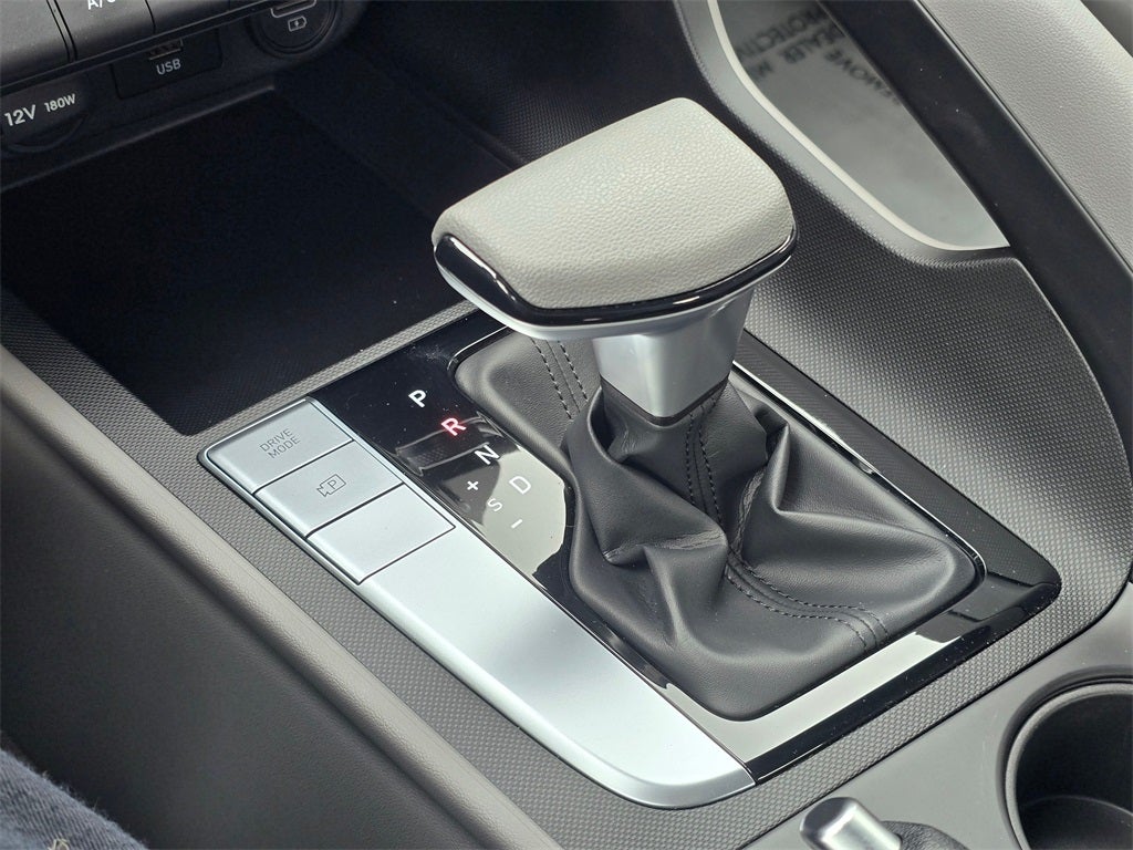 2022 Hyundai Elantra SE