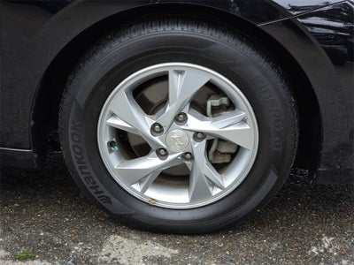 2022 Hyundai Elantra SE