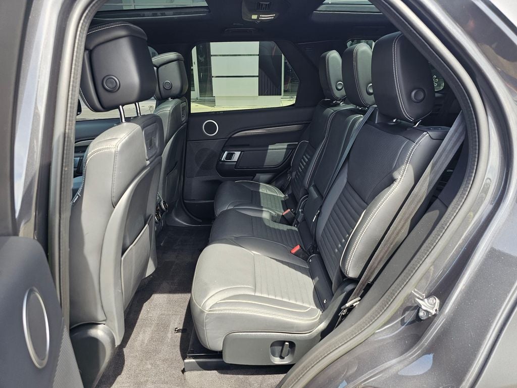 2023 Land Rover Discovery HSE R-Dynamic
