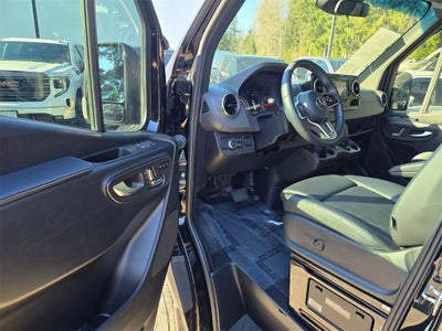 2022 Mercedes-Benz Sprinter 2500 Passenger 170 WB High Roof