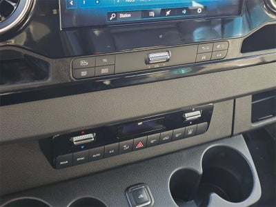 2022 Mercedes-Benz Sprinter 2500 Passenger 170 WB High Roof