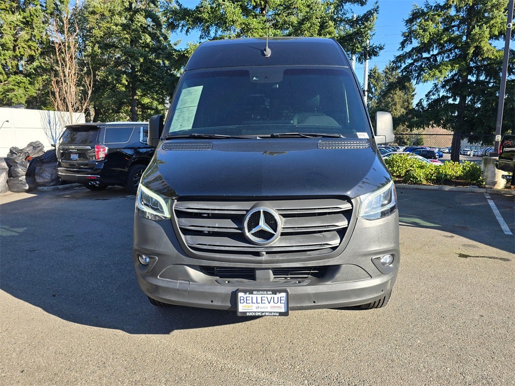 2022 Mercedes-Benz Sprinter 2500 Passenger 170 WB High Roof