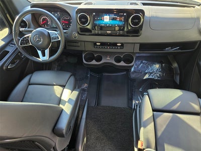2022 Mercedes-Benz Sprinter 2500 Passenger 170 WB High Roof