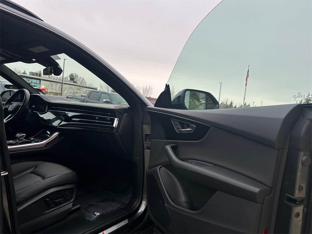 2021 Audi Q8 55 Prestige quattro