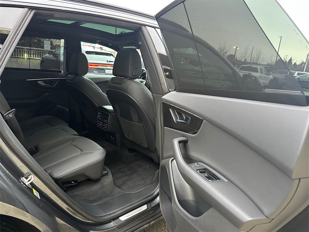 2021 Audi Q8 55 Prestige quattro