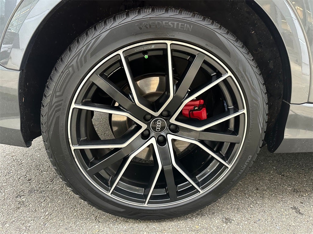 2021 Audi Q8 55 Prestige quattro