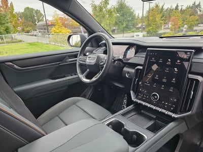 2024 GMC Acadia AT4