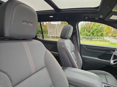 2024 GMC Acadia AT4