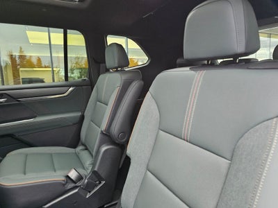 2024 GMC Acadia AT4