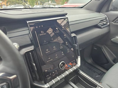 2024 GMC Acadia AT4