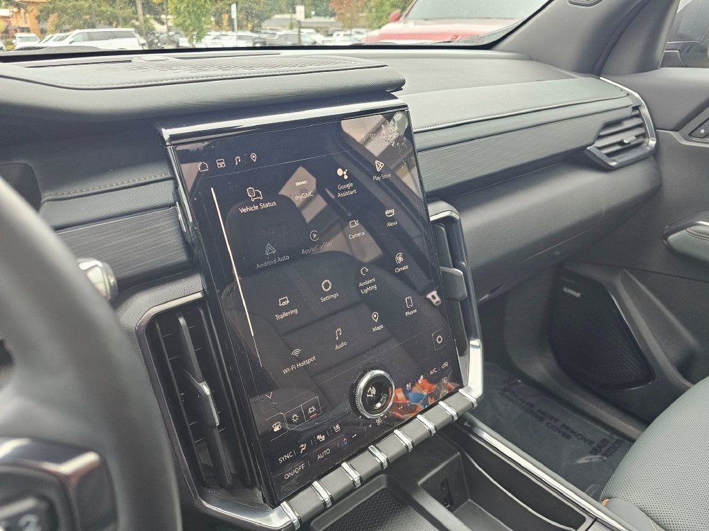 2024 GMC Acadia AT4