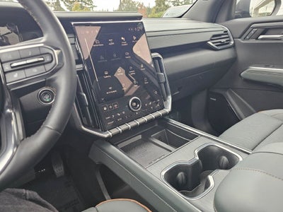2024 GMC Acadia AT4