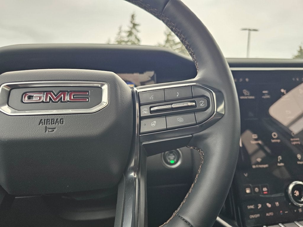 2024 GMC Acadia AT4