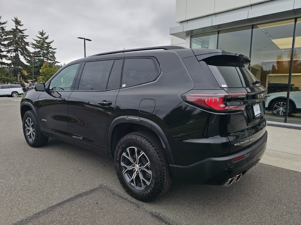 2024 GMC Acadia AT4