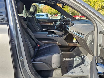 2027 Cadillac VISTIQ Luxury