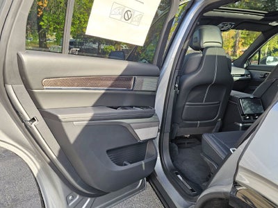 2027 Cadillac VISTIQ Luxury