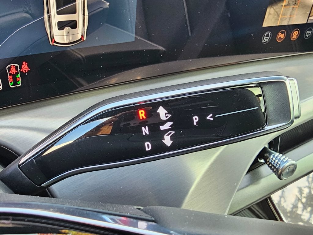 2027 Cadillac VISTIQ Luxury