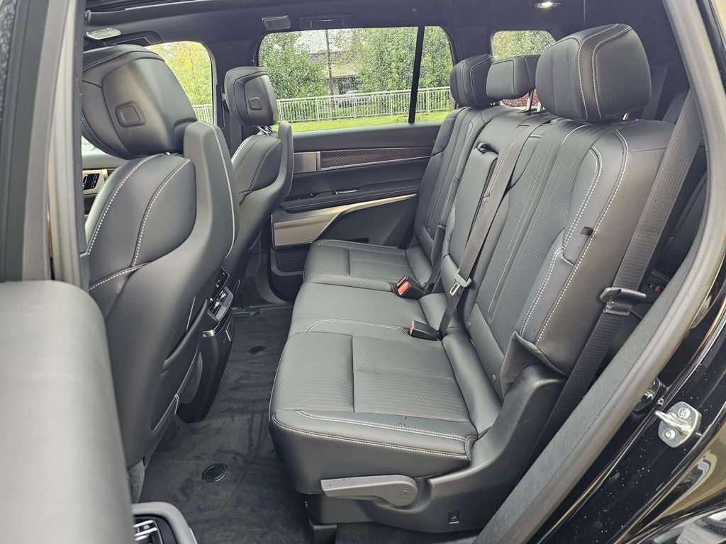 2027 Cadillac VISTIQ Luxury