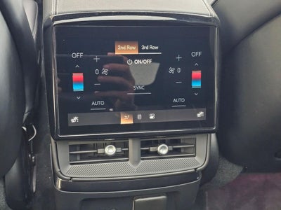 2027 Cadillac VISTIQ Luxury