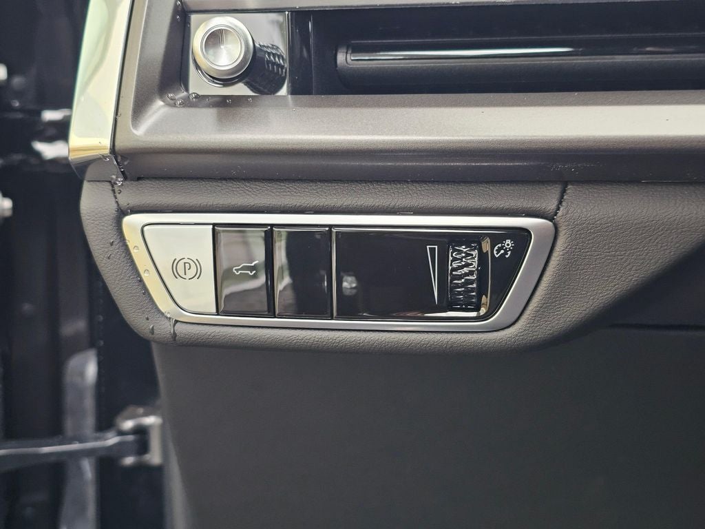 2027 Cadillac VISTIQ Luxury