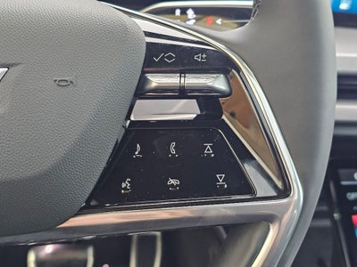 2027 Cadillac VISTIQ Luxury