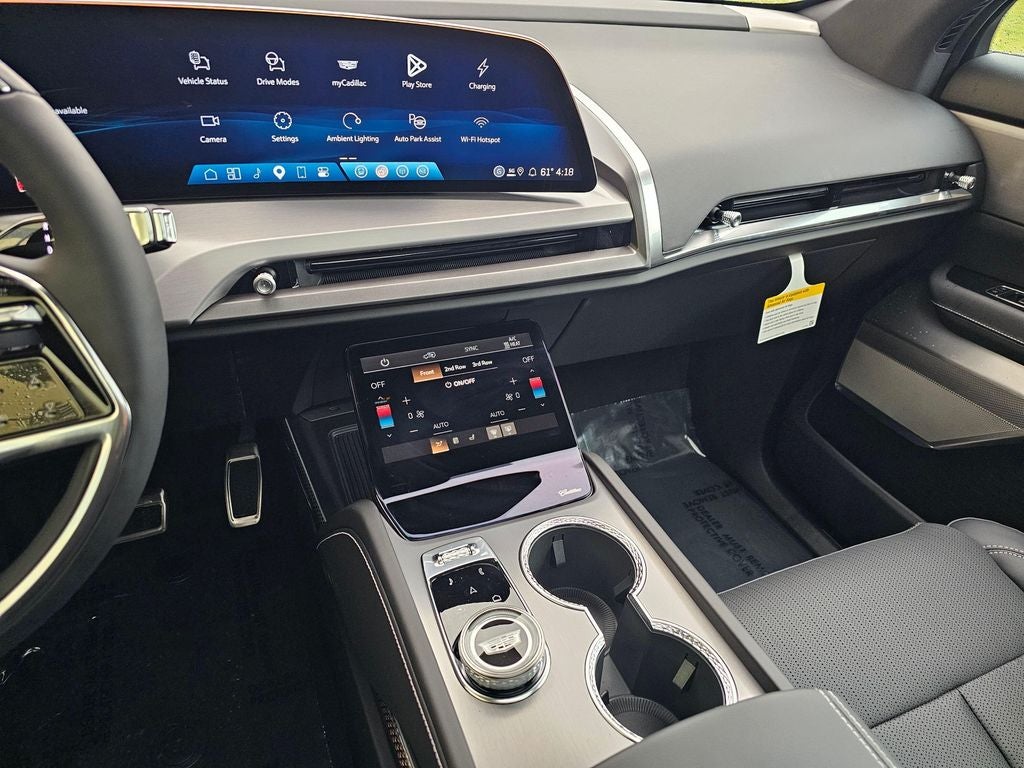 2027 Cadillac VISTIQ Luxury