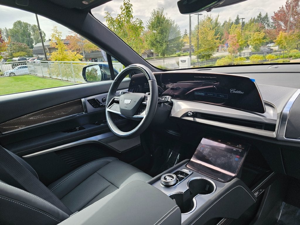 2027 Cadillac VISTIQ Sport