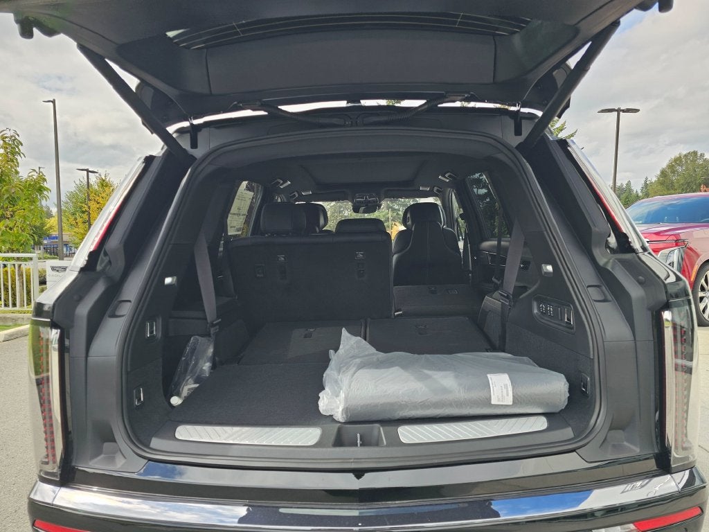 2027 Cadillac VISTIQ Sport
