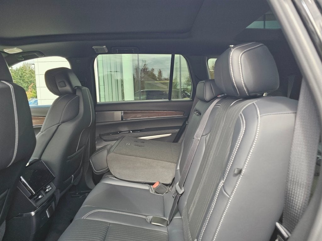 2027 Cadillac VISTIQ Sport